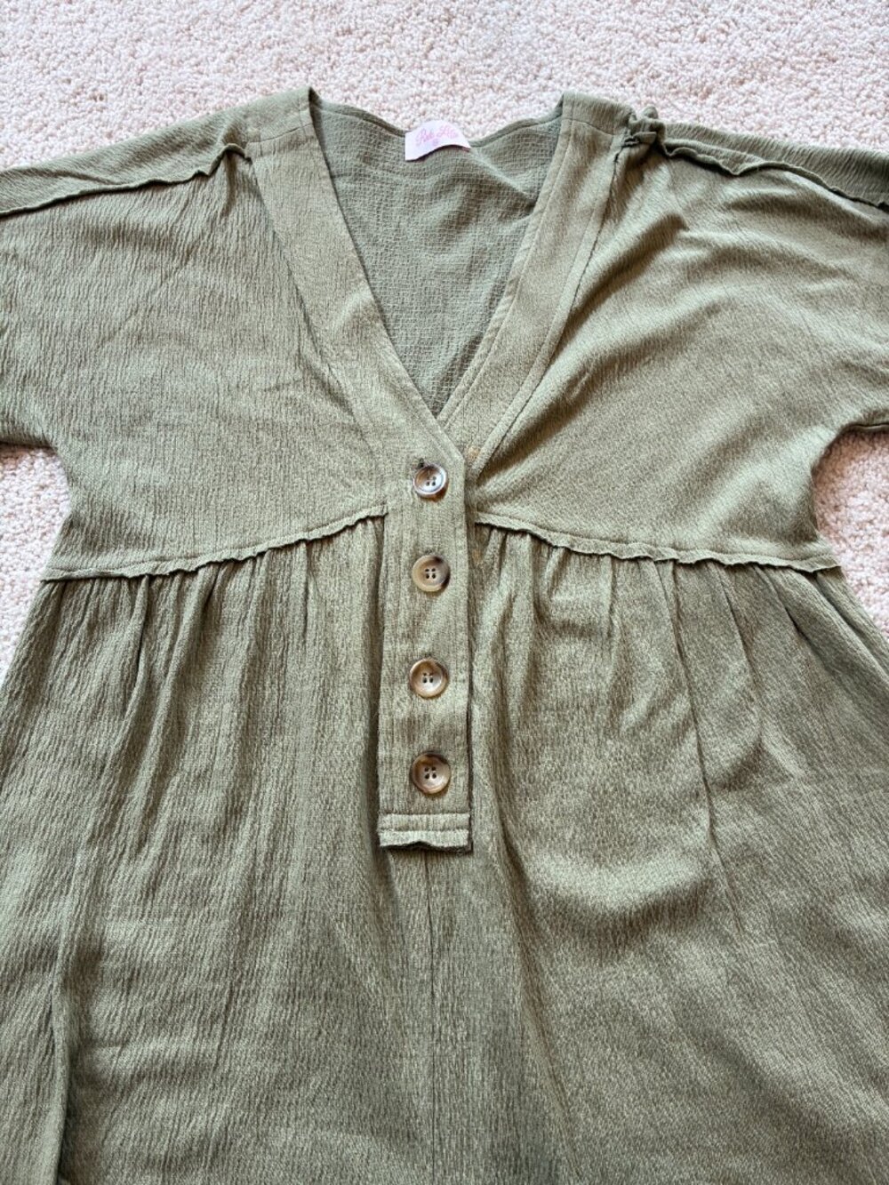 NWOT Pink Lily Green Long-Sleeve V-Neck Romper Jumpsuit - Picture 2 of 9